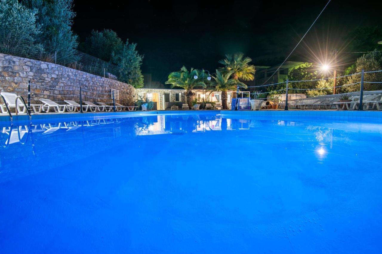 Ilias Studios Sevasti Panormos  Екстериор снимка